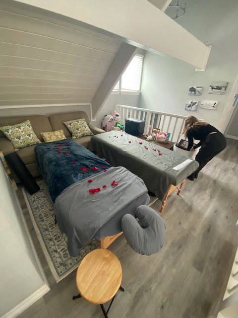 Couples Massage Suite